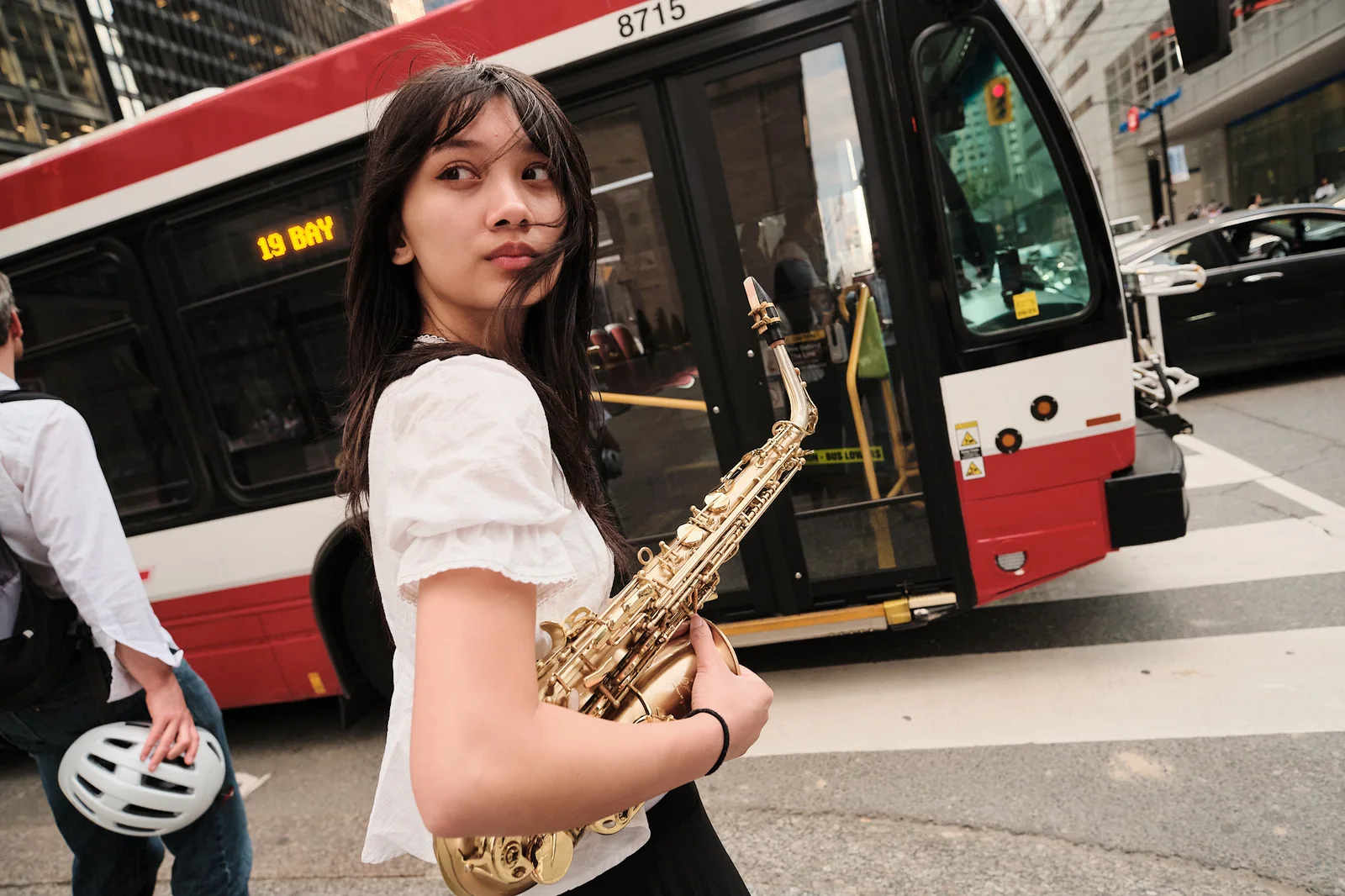 Bea Lagrisola, Saxophone with minMAX Electroacoustic Orchestra