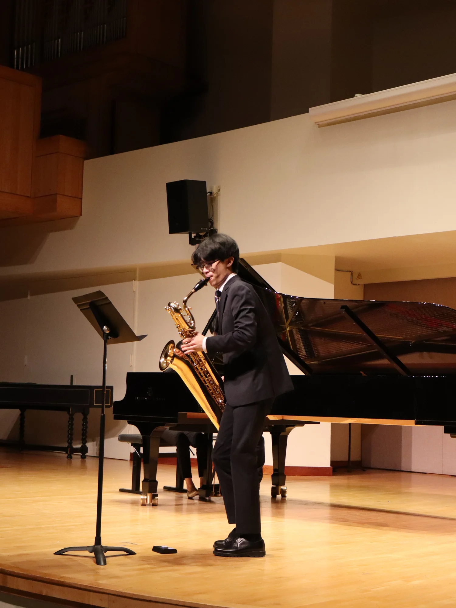 Min Gu Kang, Saxophone with minMAX Electroacoustic Orchestra