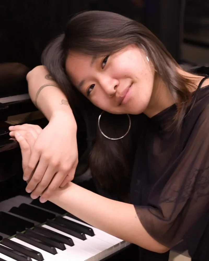 Azzy Lin